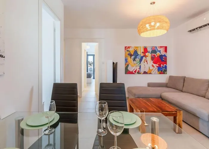 Mykonos Luxury With Jacuzzi Daire Kalo Livadi