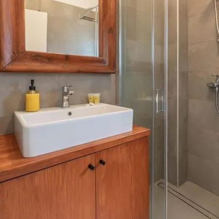 Mykonos Luxury With Jacuzzi Apartamento *