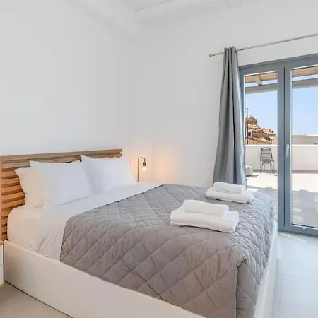 Mykonos Luxury With Jacuzzi Playa Kalo Livadi