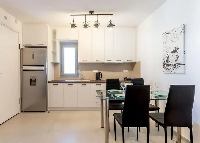 Mykonos Luxury With Jacuzzi Apartment *