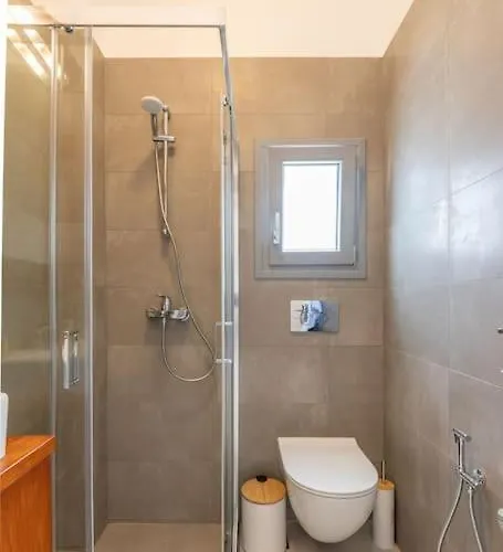 Mykonos Luxury With Jacuzzi Apartment Kalo Livadi